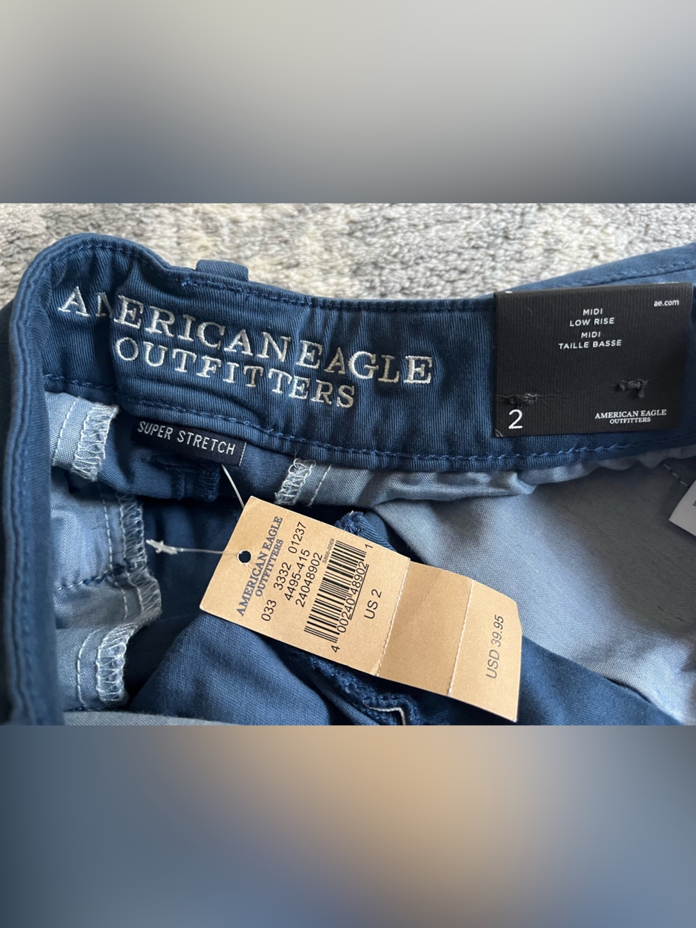NWT AE Shorts - Picture 3 of 3